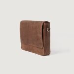 The Carismatico Vintage Tan Brown Leather Messenger Bag - Image 3