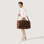 The Darrio Vintage Distressed Brown Leather Duffle Bag - Image 8