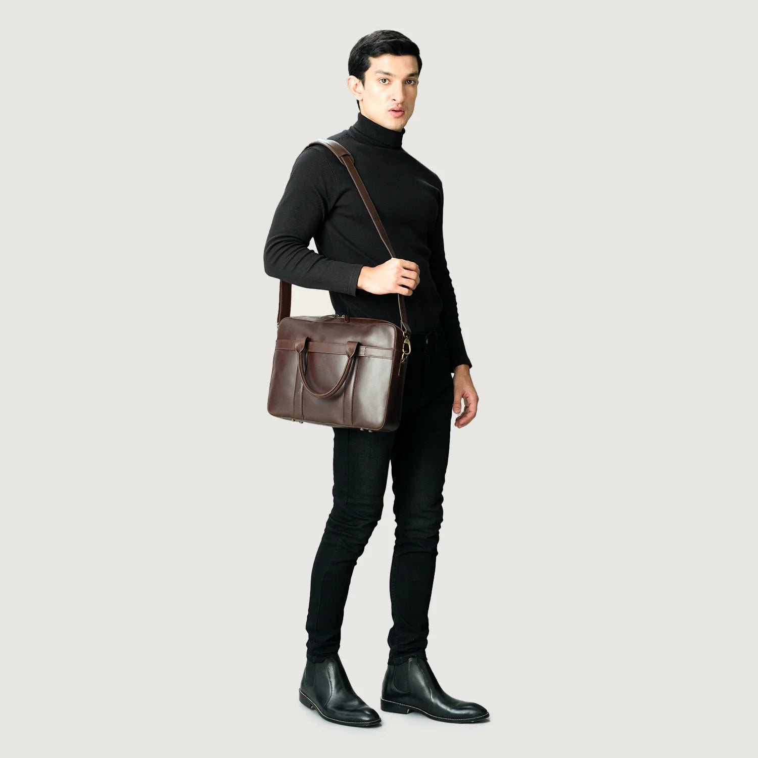 The Captain Vintage Brown Leather Briefcase - Image 2