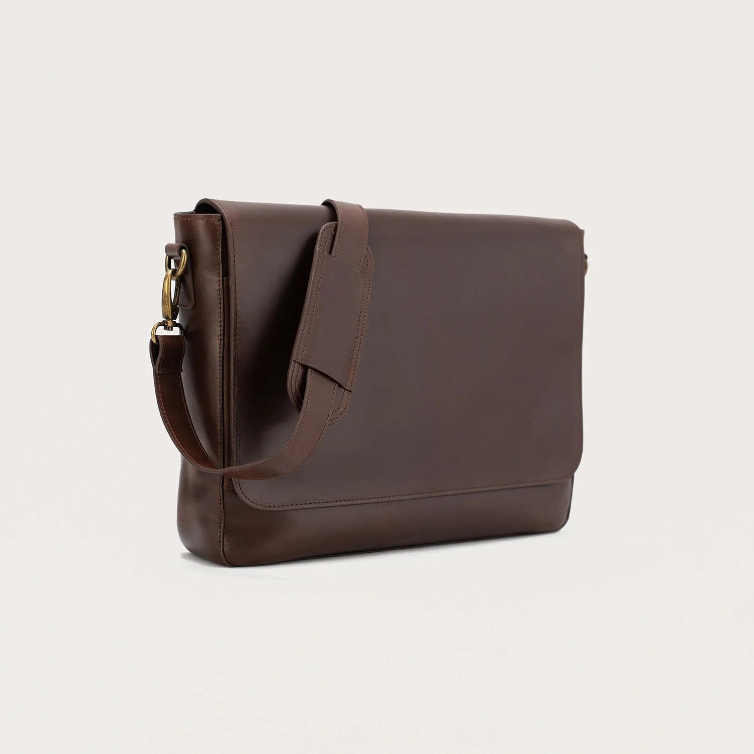 The Carismatico Vintage Brown Leather Messenger Bag - Image 9