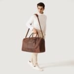 The Darrio Vintage Distressed Brown Leather Duffle Bag - Image 2