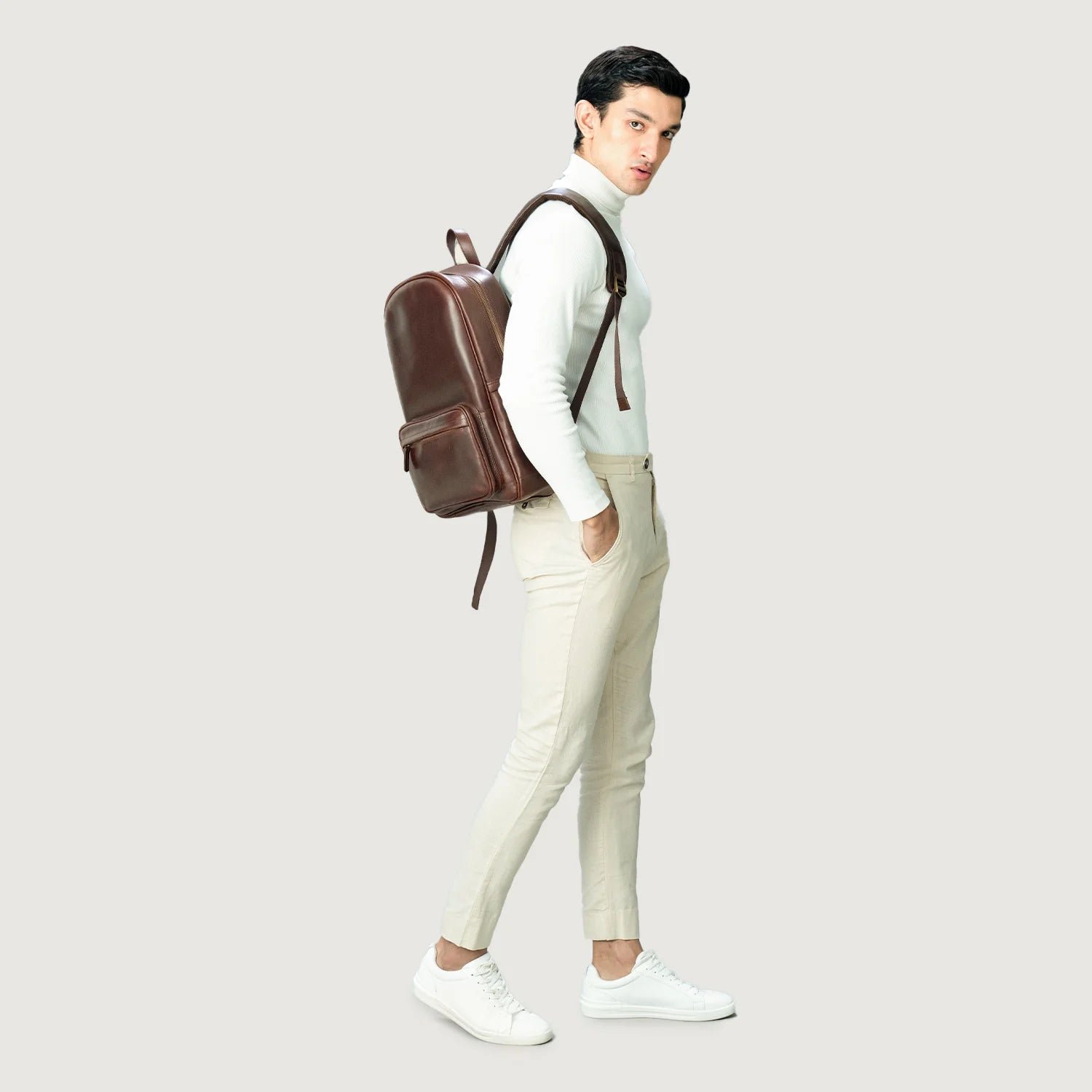 The Philos Vintage Brown Leather Backpack - Image 9