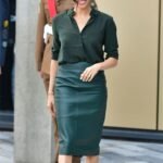 MEGHAN MARKLE LEATHER SKIRT